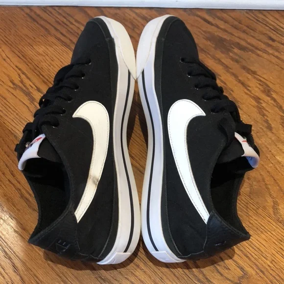 Nike Court Legacy Canvas sneakers in black/White Size 8 Women’s! - Picture 5 of 9